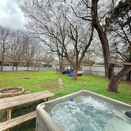 Canyon Lake River House Retreat-Location With Hot Tub Εξωτερικό φωτογραφία