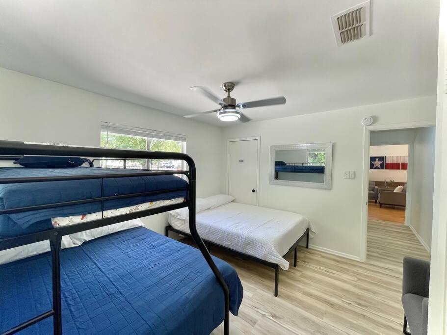 Canyon Lake River House Retreat-Location With Hot Tub Εξωτερικό φωτογραφία