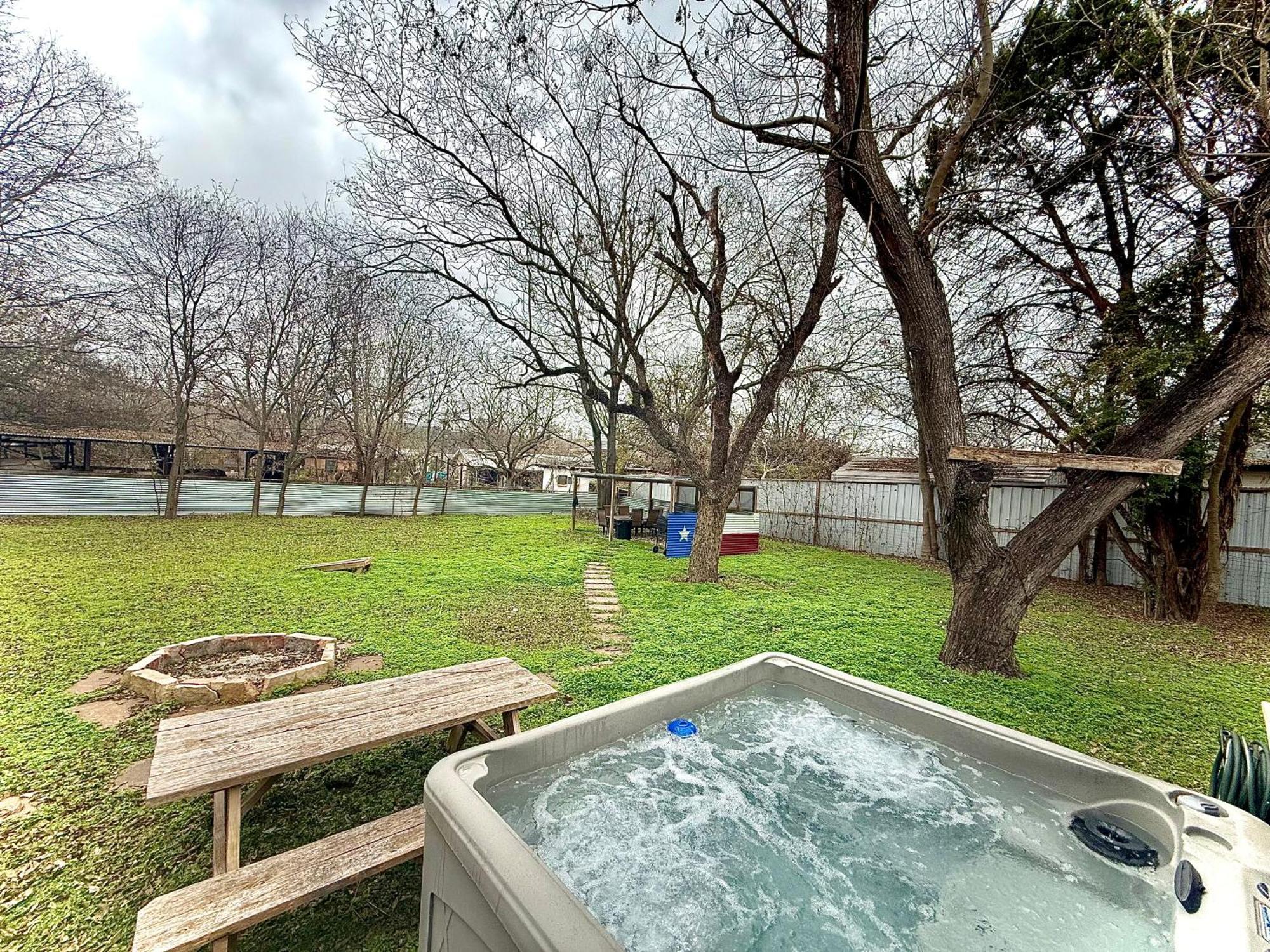Canyon Lake River House Retreat-Location With Hot Tub Εξωτερικό φωτογραφία